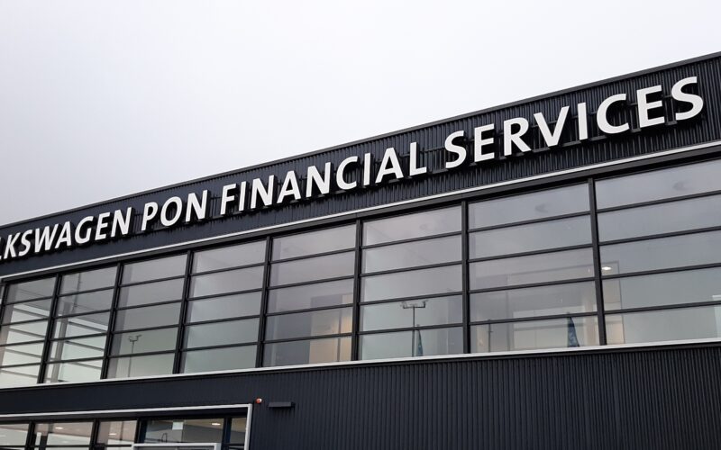 Volkswagen Pon Financial Services 2
